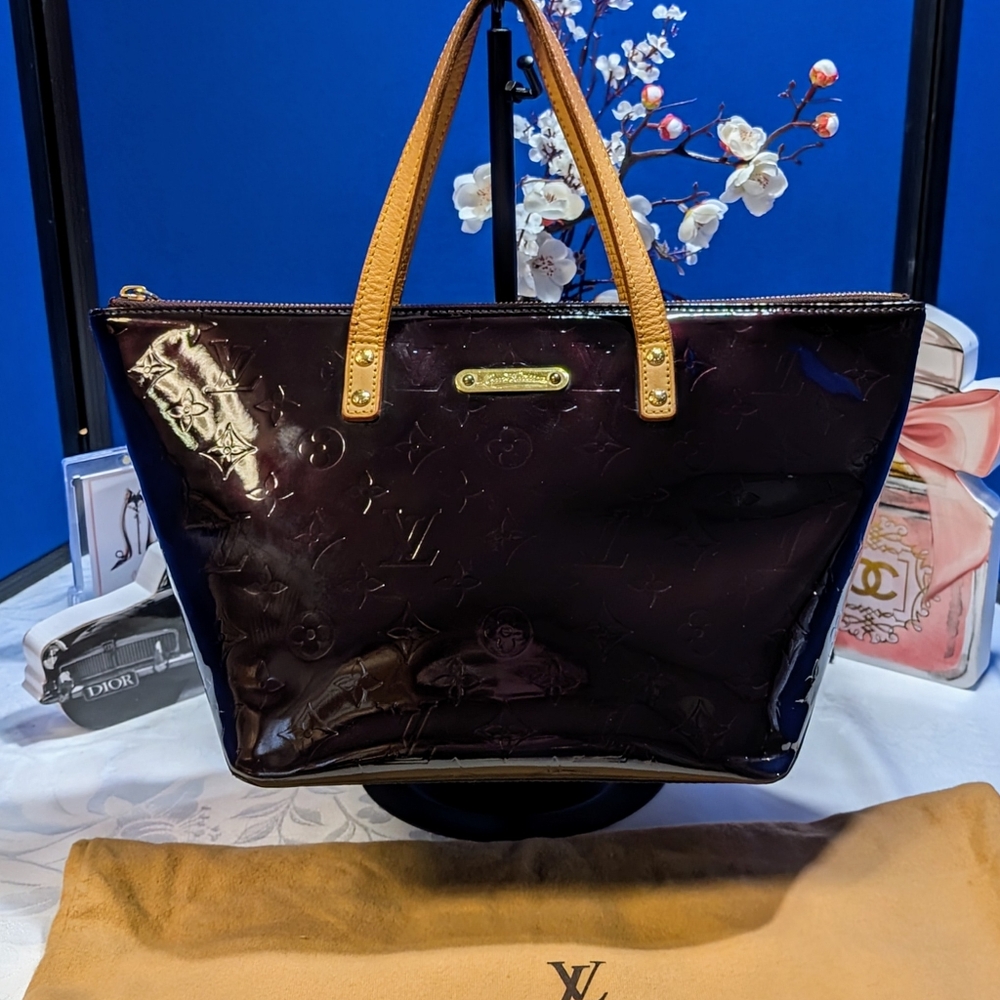 Louis Vuitton Vernis Bellevue PM Tote